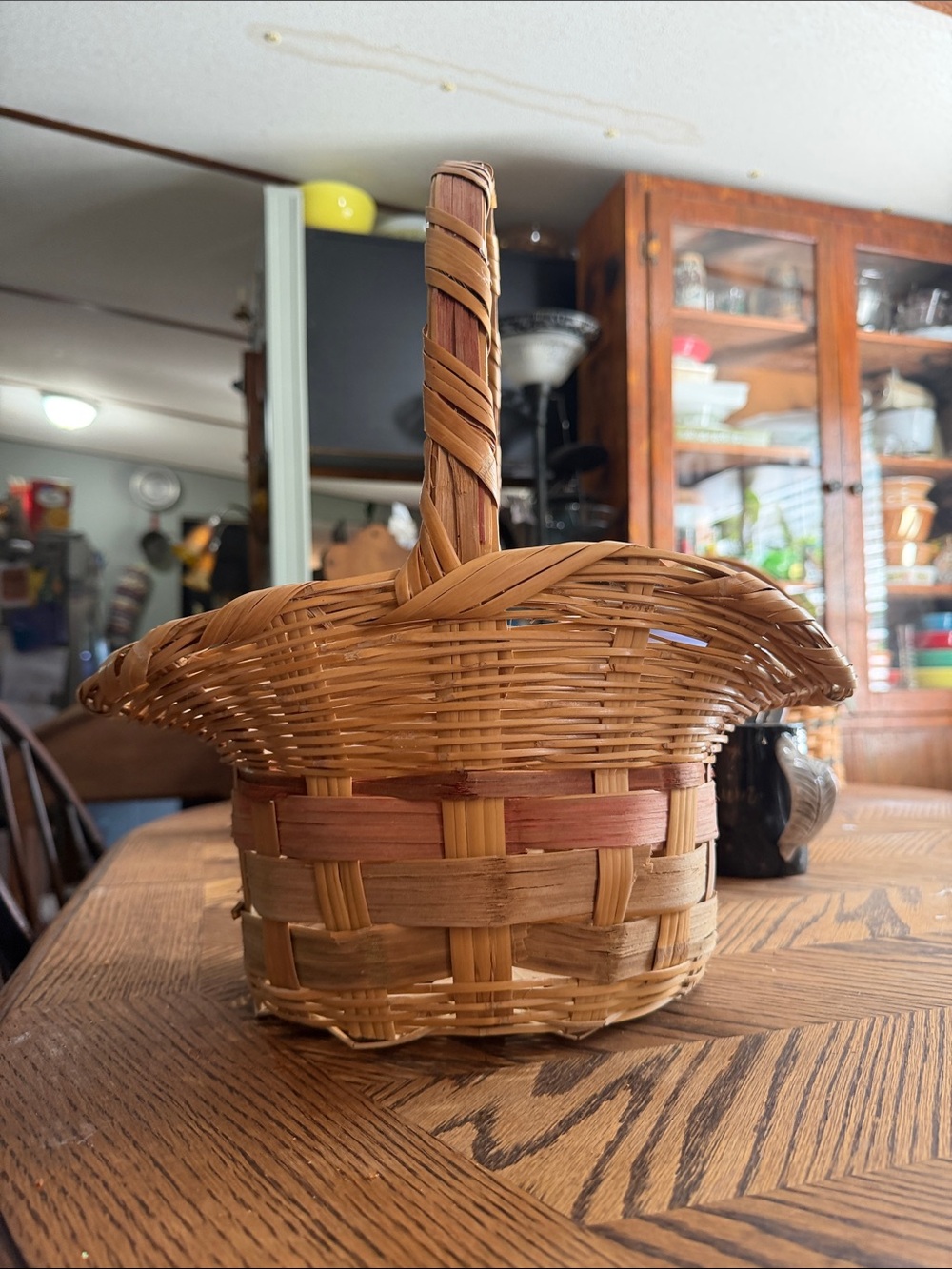 Vintage Decorative Basket with Handle - Natural and Pink - Picture 3 of 6